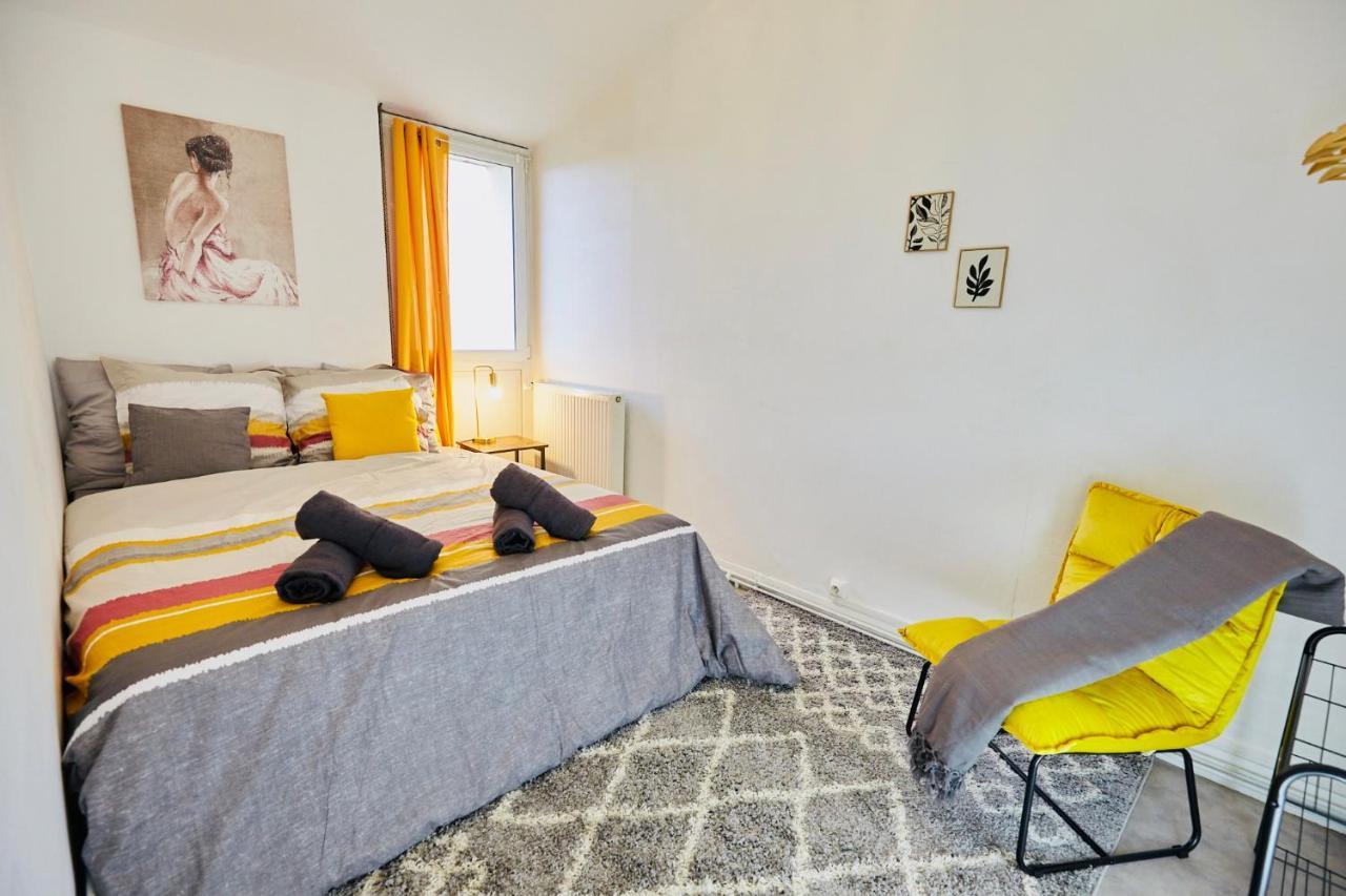 Mona Lisa : Superbe Loft Centre Ville - Parking Gratuit - Wifi Ultra Rapide-Appareil Massage-Netflix-Jeu Societe Troyes Exterior foto